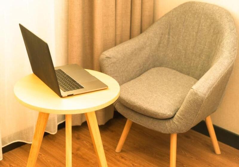 ホテル Greentree Inn Nanjing Lukou Airport