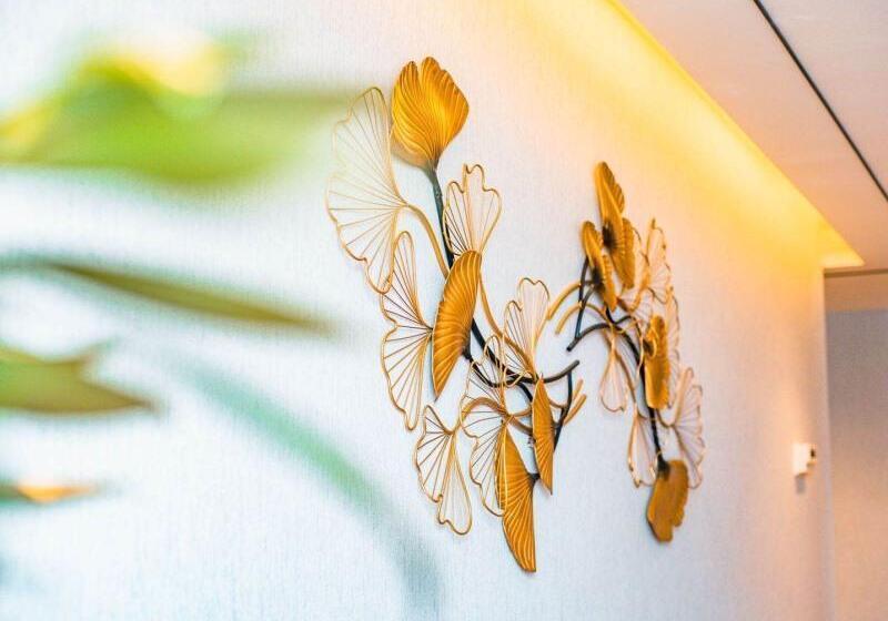 Отель Greentree Eastern Taizhou Taixing Jichuan Bei Road