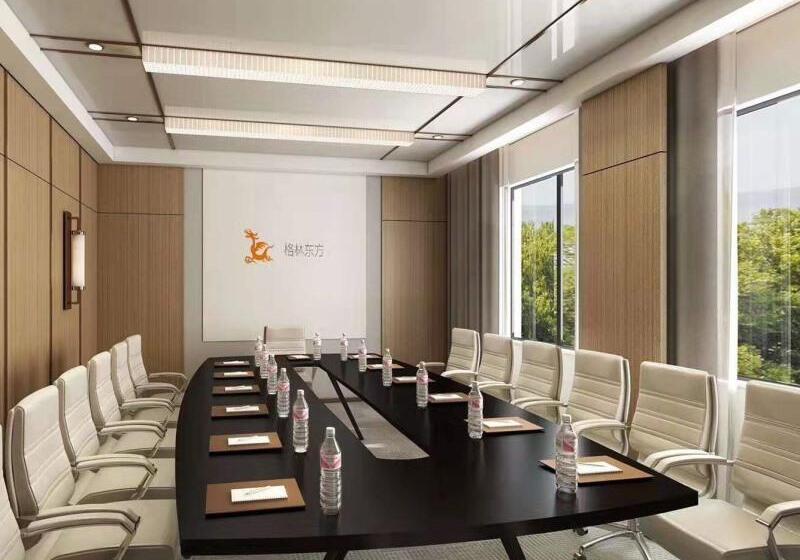 Отель Greentree Eastern Taizhou Taixing Jichuan Bei Road