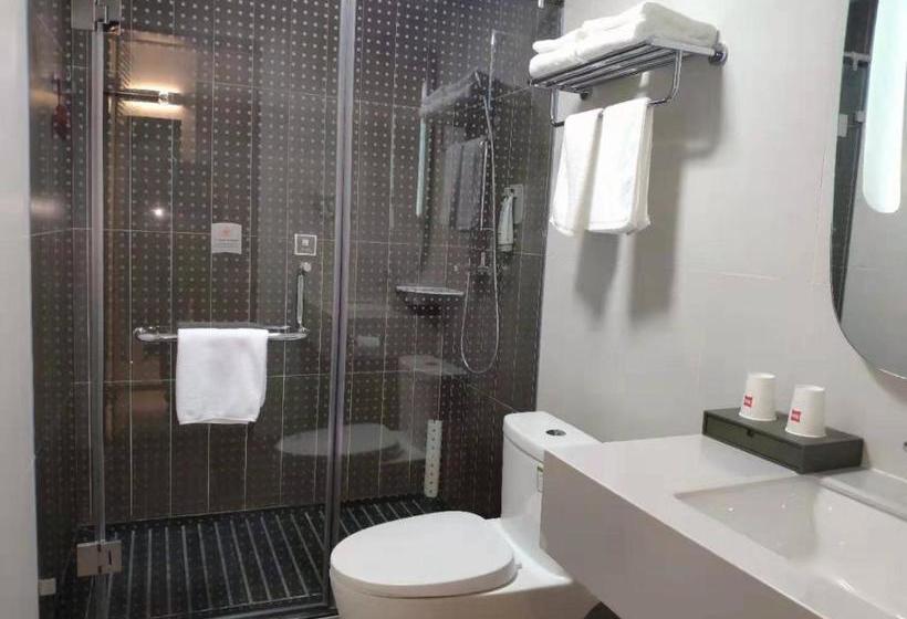 ホテル Ibis Tonghua Binjiang West Road