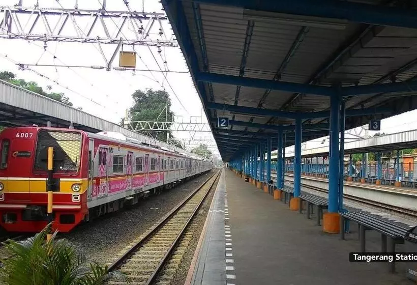 ホテル M Studio Karawaci