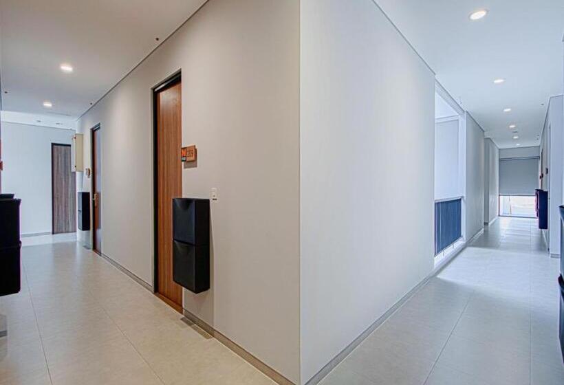 Szálloda M Studio Karawaci