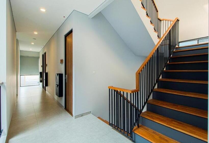 Szálloda M Studio Karawaci