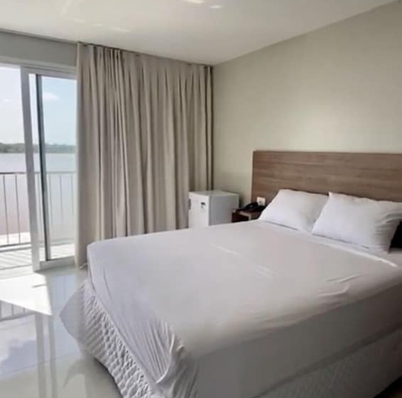 Hotel Orla Do Rio Branco