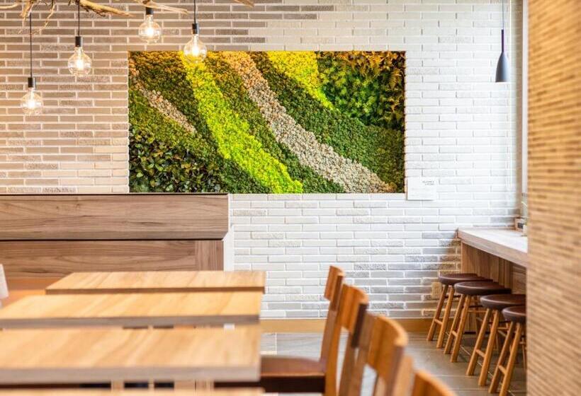 Super Hotel Iyo Saijo