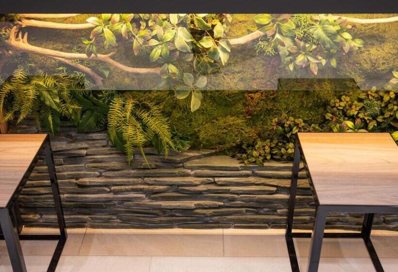 Super Hotel Iyo Saijo