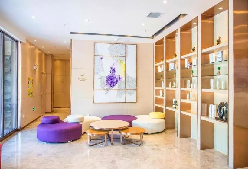 Lavande Hotel Changji Changning Road