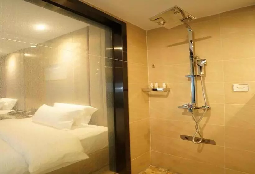 Lavande Hotel Qingyuan Flying Lake