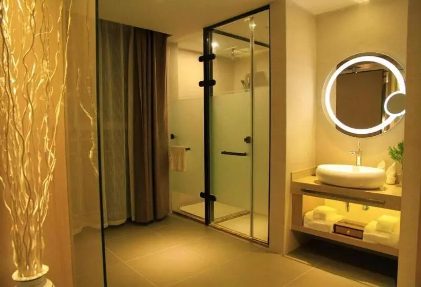 Lavande Hotel Tianshui Gangu Jicheng Square