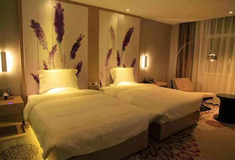 Lavande Hotel Tianshui Gangu Jicheng Square