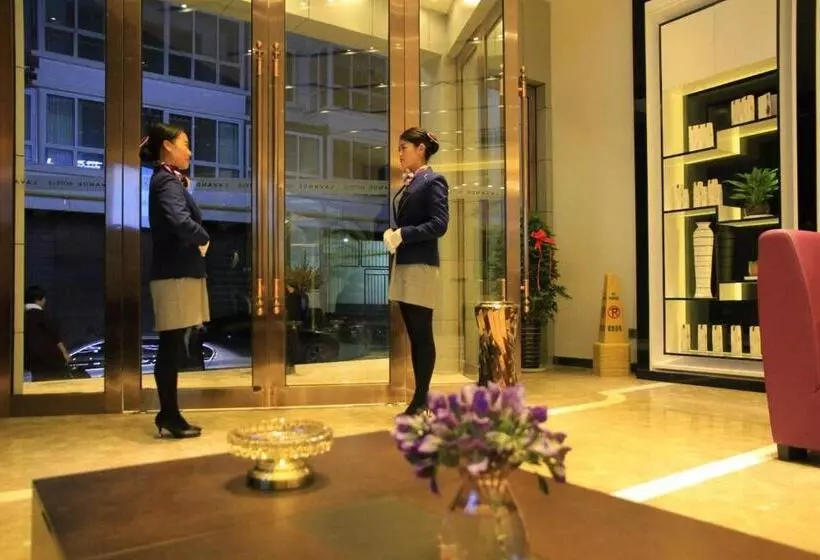 Lavande Hotel Tianshui Gangu Jicheng Square