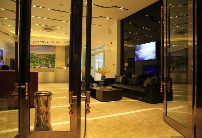 Lavande Hotel Tianshui Gangu Jicheng Square