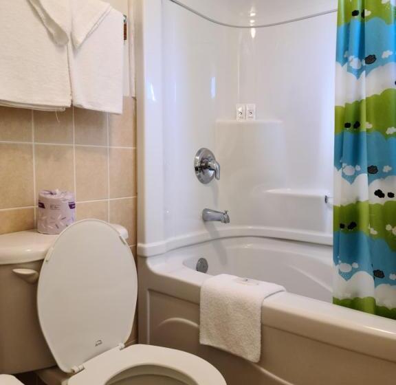 فندق على الطريق Choice Inn By The Falls