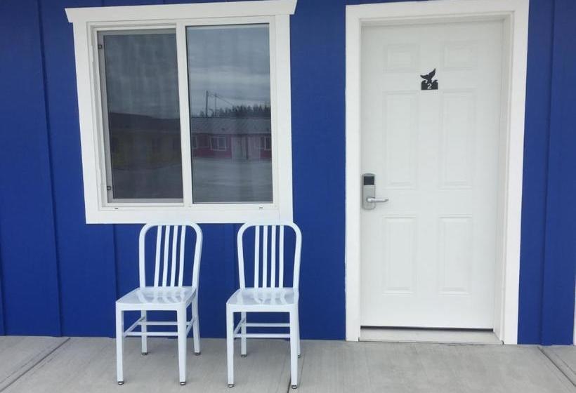 فندق على الطريق Humpback Inn