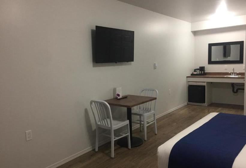 فندق على الطريق Humpback Inn