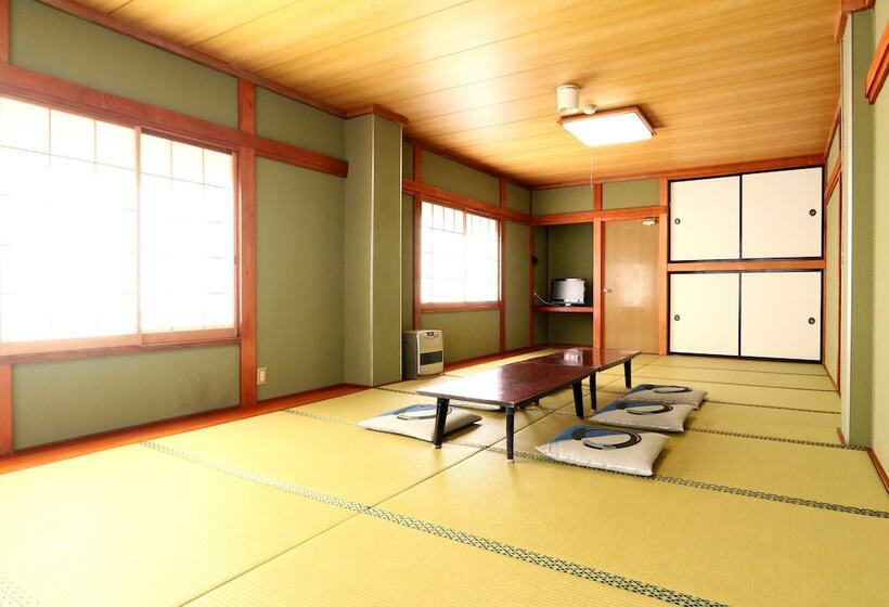 Рёкан Sports Inn Aoyama Dori