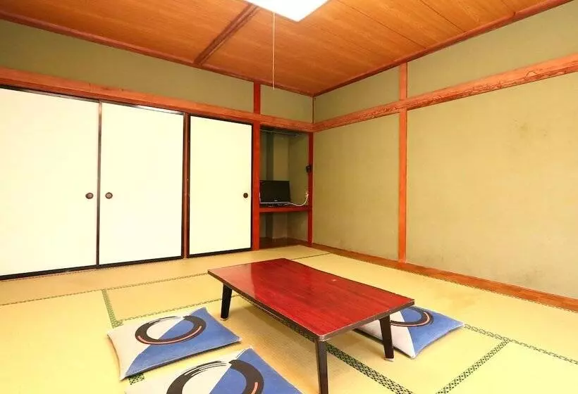 旅館 Sports Inn Aoyama Dori