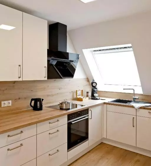 Aamiaismajoitus (B&B) Vinotel Weinstrasse