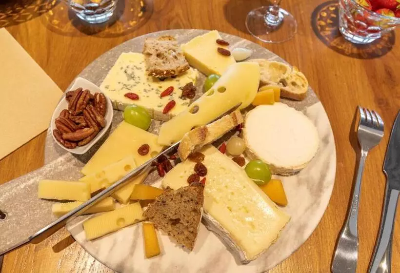 Brit Hotel Ploermel   Hotel De L Hippodrome