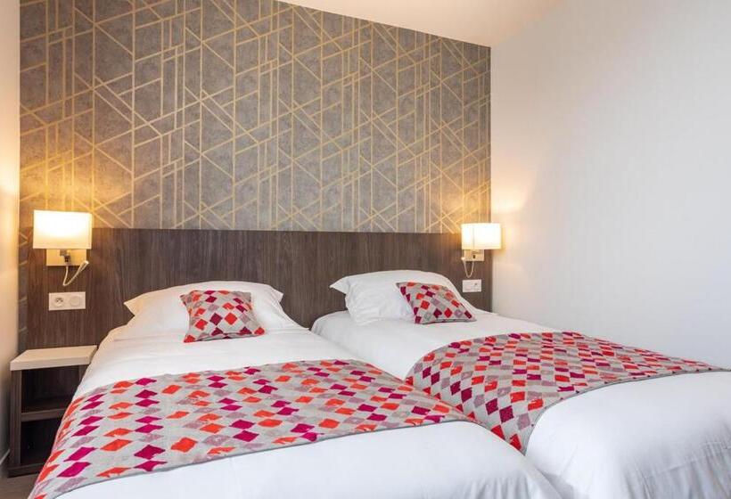 Brit Hotel Ploermel   Hotel De L Hippodrome