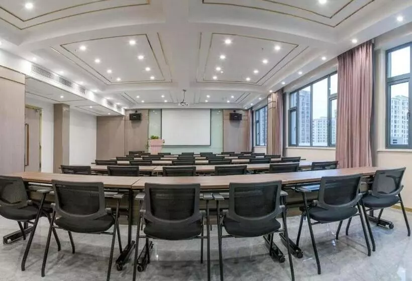 Hotelli Jinjiang Inn Select Qiaosinan Metro Station, Hangzhou