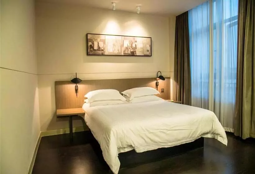 Hotelli Jinjiang Inn Select Qiaosinan Metro Station, Hangzhou