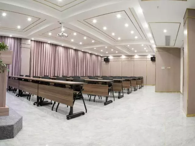Hotelli Jinjiang Inn Select Qiaosinan Metro Station, Hangzhou