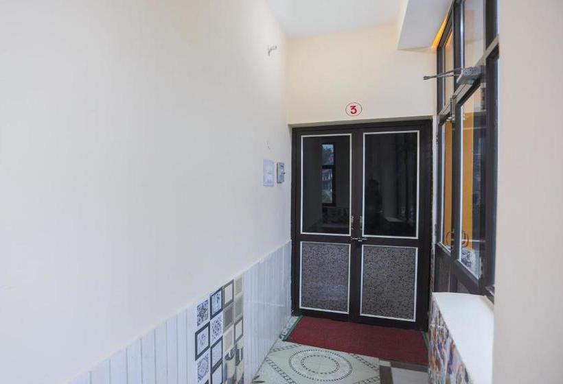 Hotel Oyo 65684 Rahul Homestay