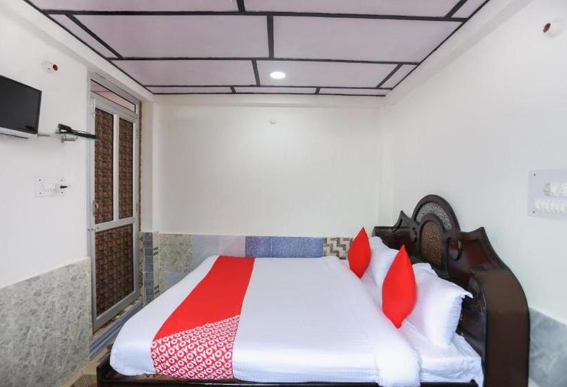 Hotel Oyo 65684 Rahul Homestay