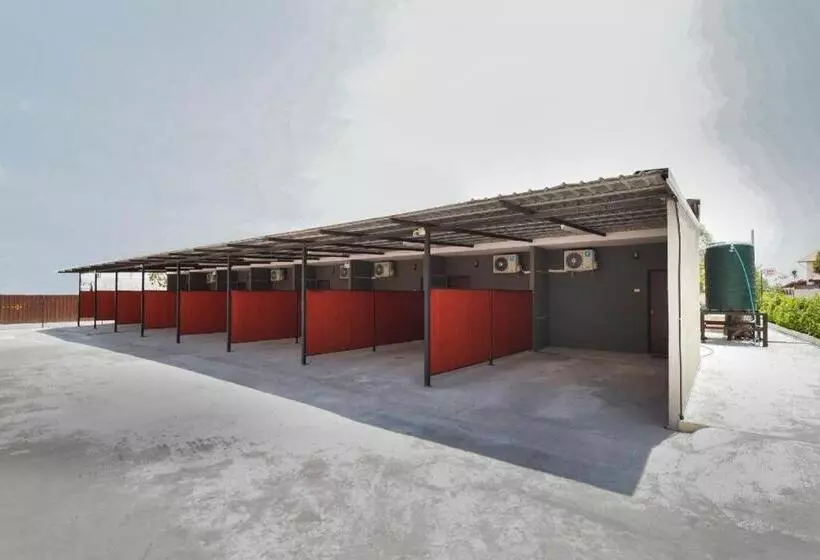 ホテル Oyo 939 69 Resort