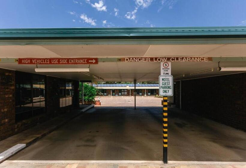 모텔 Donald Motor Lodge