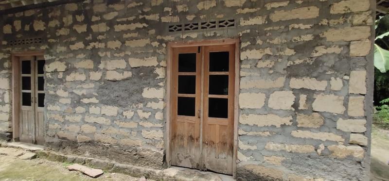 Natural Stone Homestay Syariah   Hostel