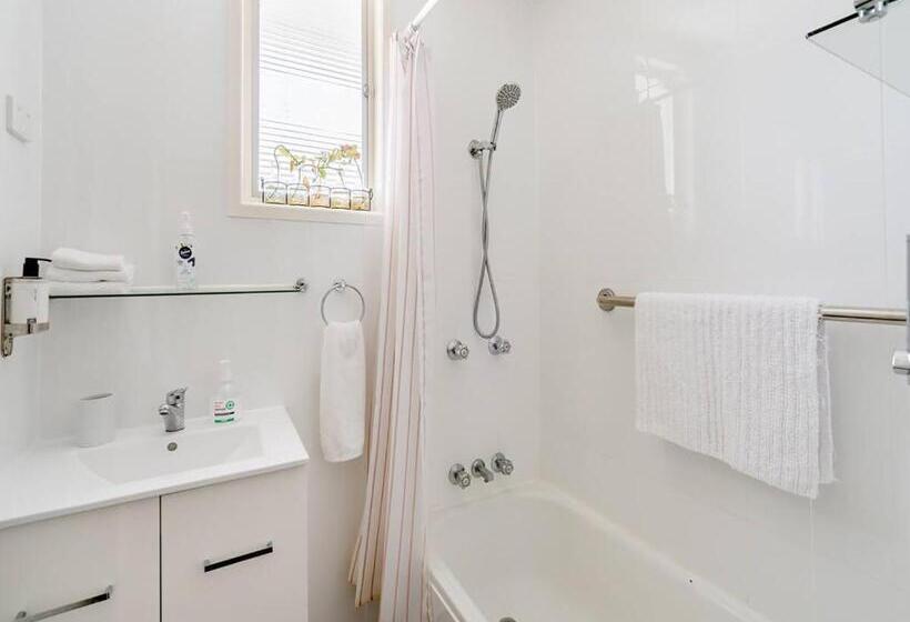 مبيت وإفطار Freshwater Bnb