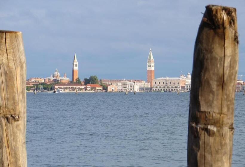 تختخواب و صبحانه Villa Elisabetta