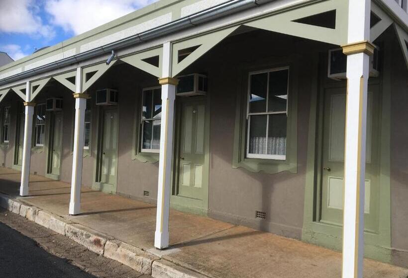 The Centennial Hotel Gulgong