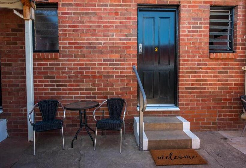 The Centennial Hotel Gulgong