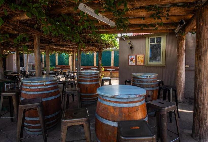 The Centennial Hotel Gulgong