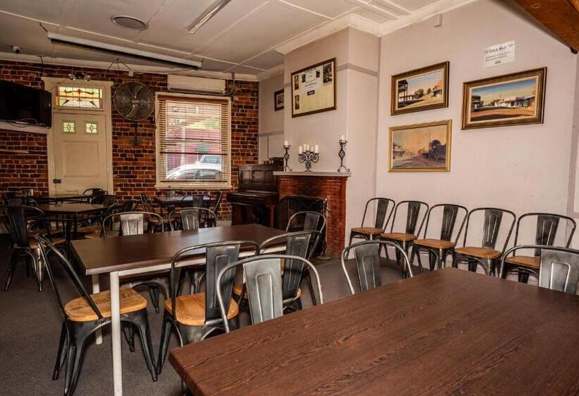 The Centennial Hotel Gulgong