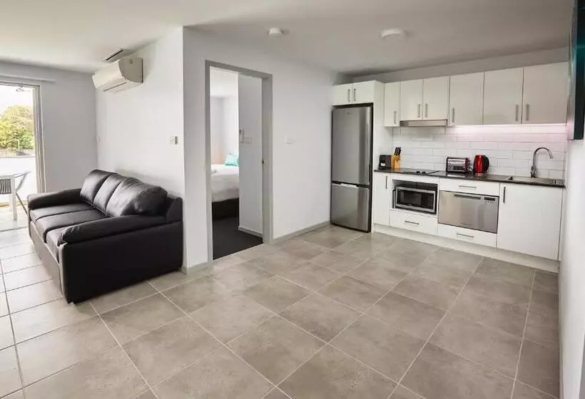 East Maitland Executive Apartments