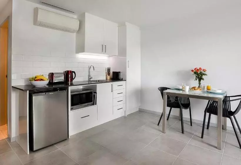 East Maitland Executive Apartments