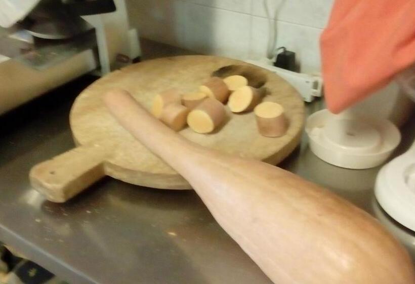 هتل Agri Bertorella