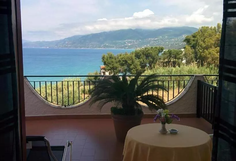 ホテル Albergo Villa Verde