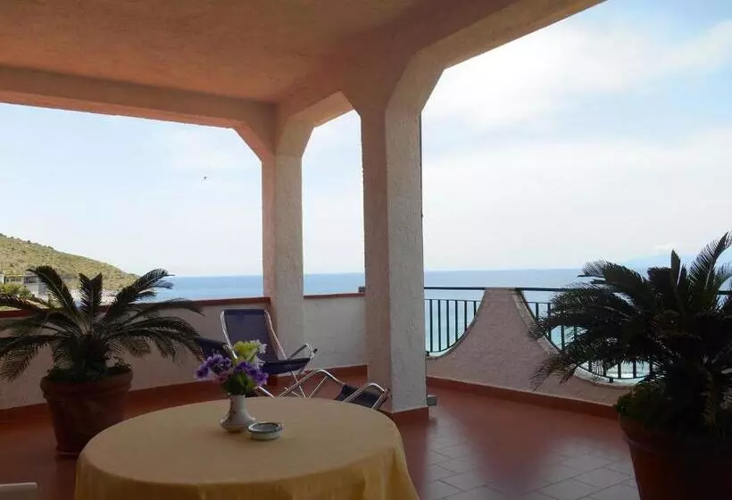 ホテル Albergo Villa Verde