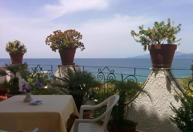 ホテル Albergo Villa Verde