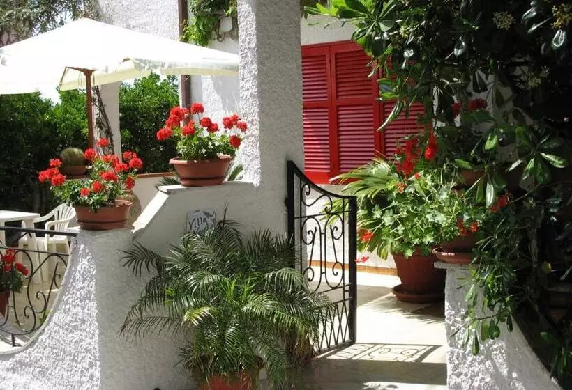 ホテル Albergo Villa Verde