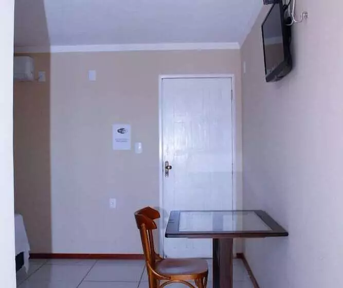 Hotelli Pousada Oásis