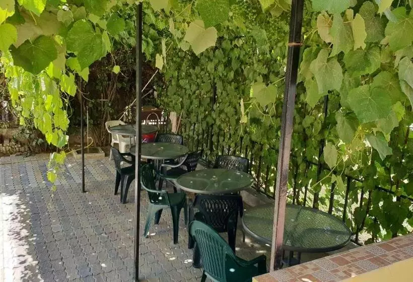 Hotelli Vila Yzabelle