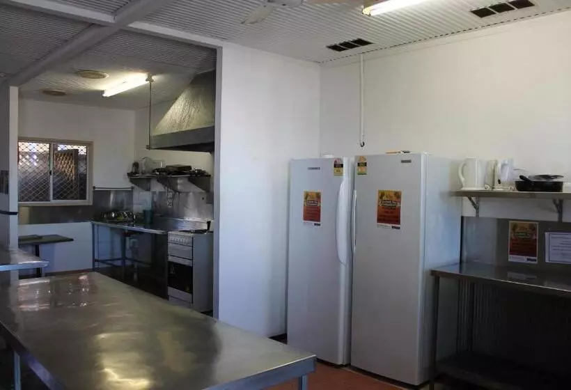 ユースホステル Roey Backpackers And Party Bar