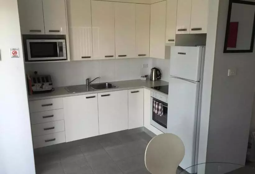 Aquarius Apartments Mollymook