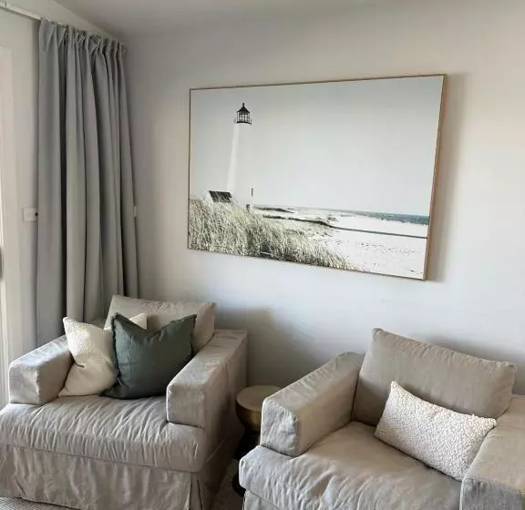 B & B On The Water